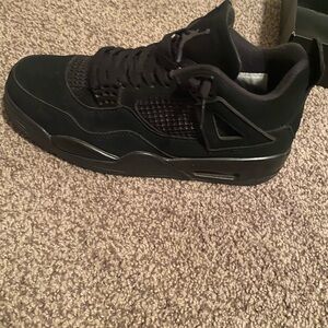 Jordan 4 black cat used, new, in great shape